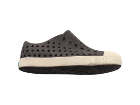 Native Shoes Aqua Shoes (EU20) Discount